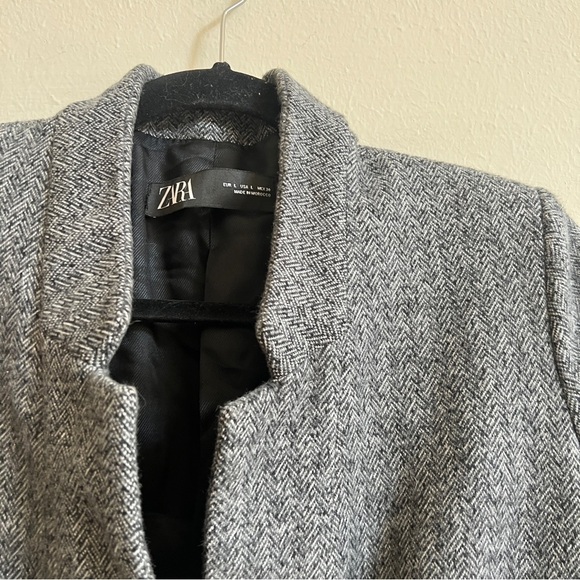 Zara Gray Printed Coat Jacket - Picture 3 of 4